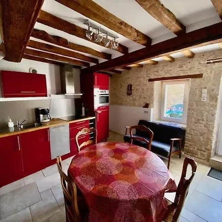 Maison De Bourg *